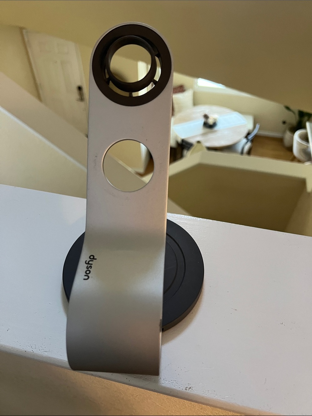 Dyson Silver and Black VR Accessory Stand